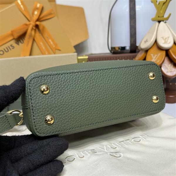 2026120164254222 250